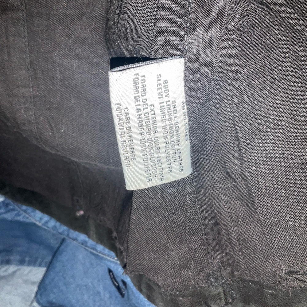 Levi's Women's Black Leather Jacket - Picture 7 of 8